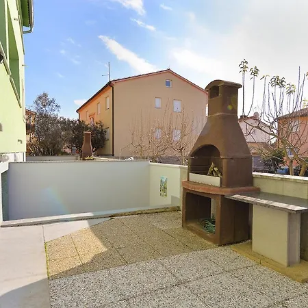Ariana 1989 Apartman Fazana